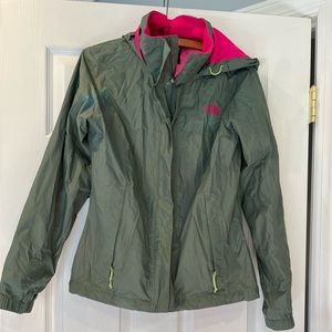 The North Face Resolve Jacket Waterproof Laurel Wreath Green Size Small